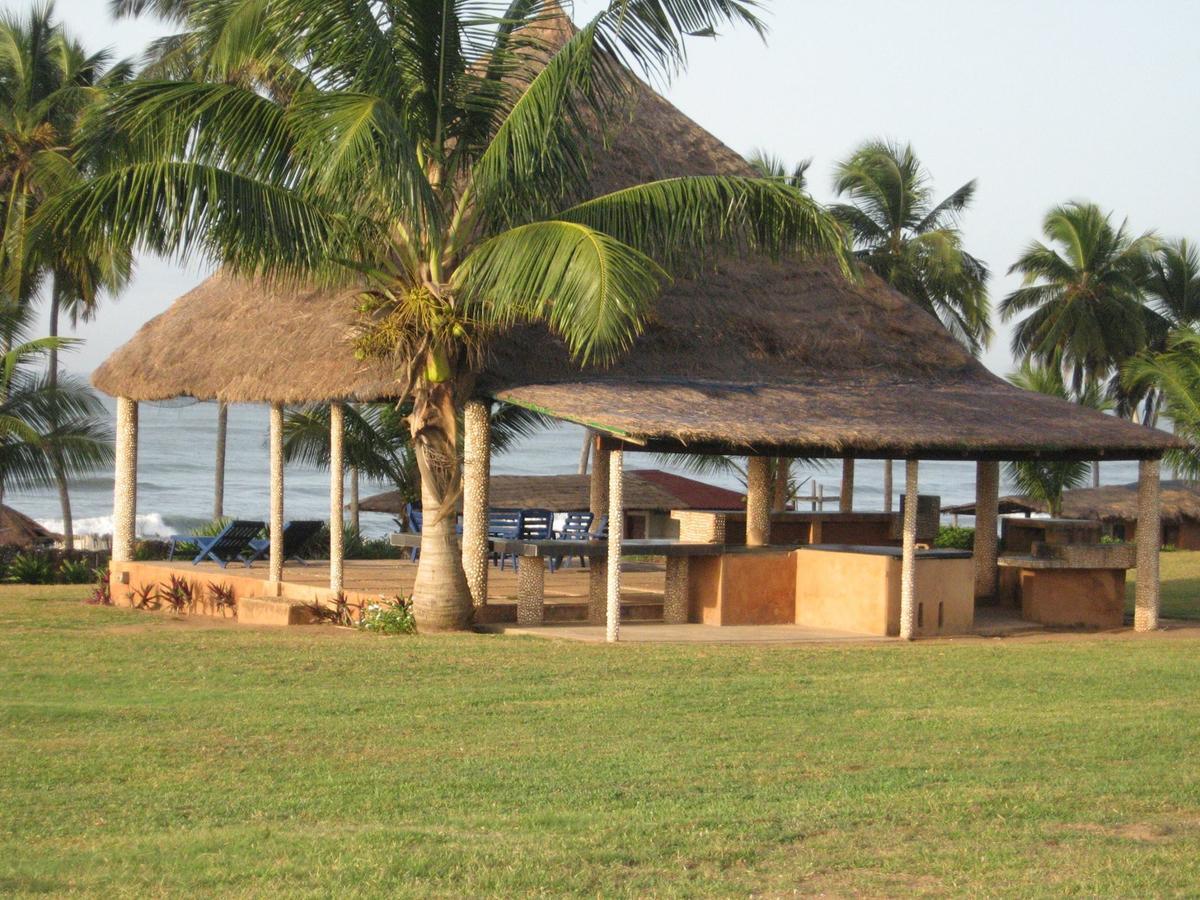 Sankofa Beach House Hotel Kokrobite Exterior foto