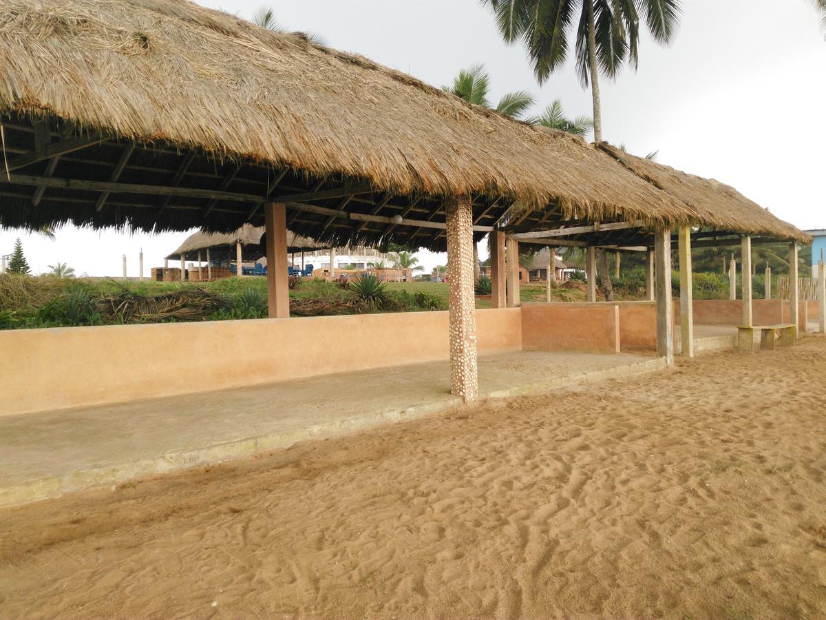 Sankofa Beach House Hotel Kokrobite Exterior foto